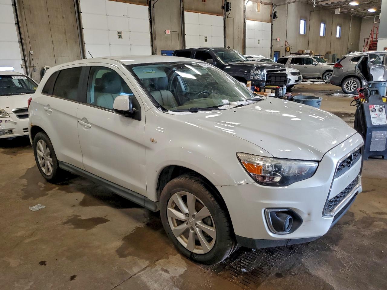 2014 MITSUBISHI OUTLANDER SPORT SE photo 4
