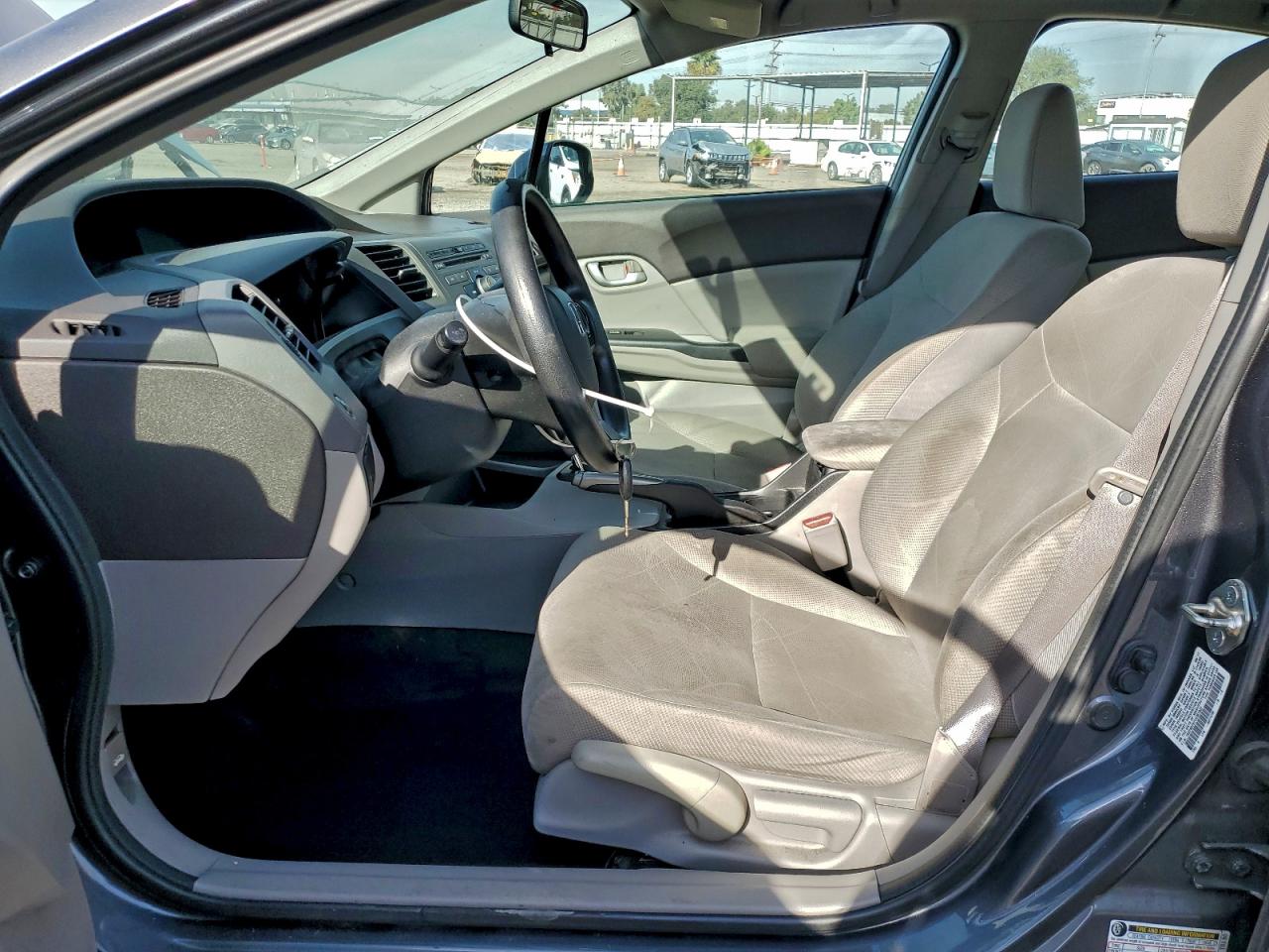 2012 HONDA CIVIC LX photo 7