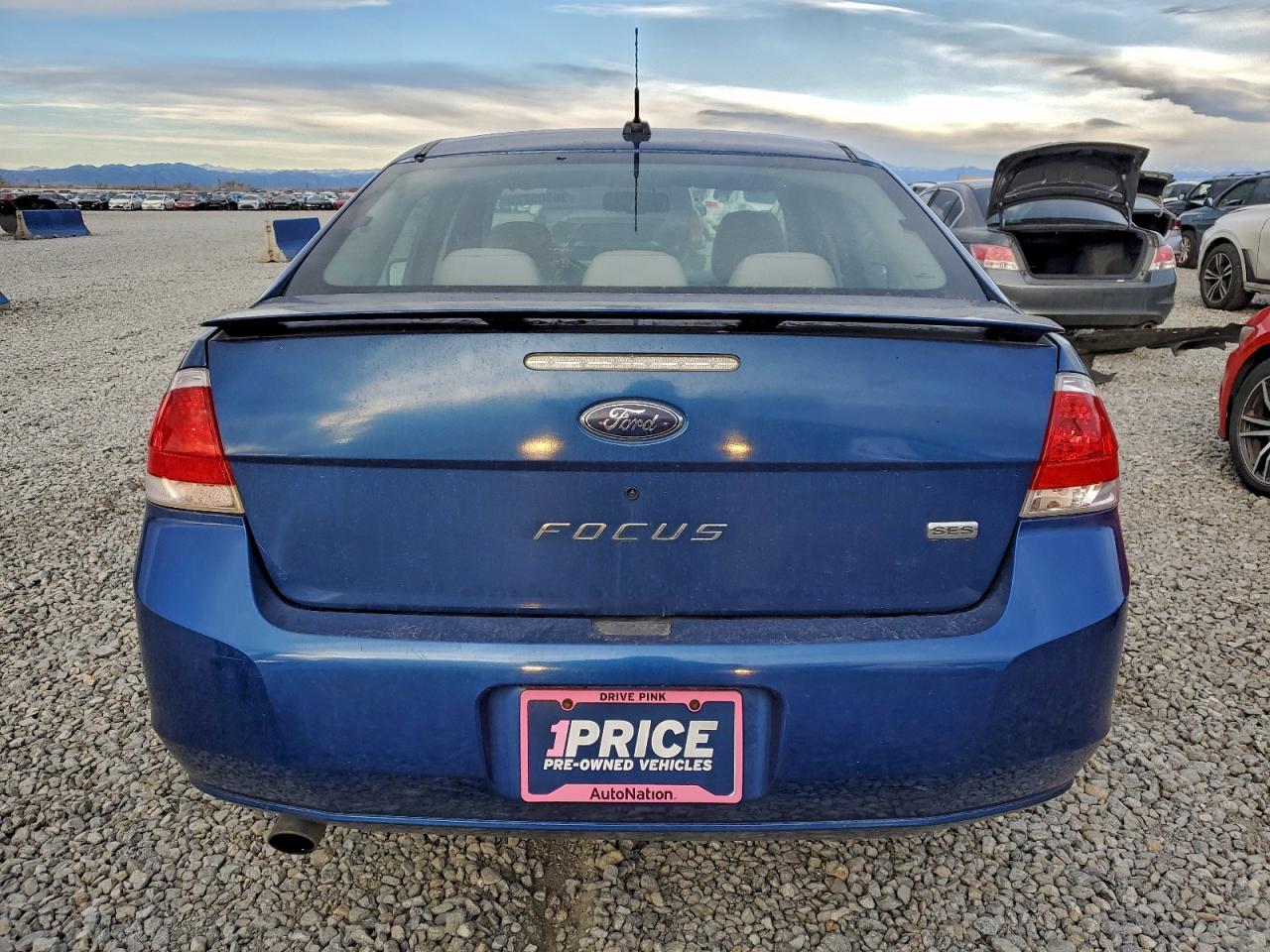 2009 FORD FOCUS SES photo 6