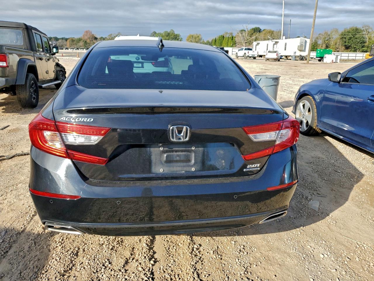 2020 HONDA ACCORD TOURING photo 6