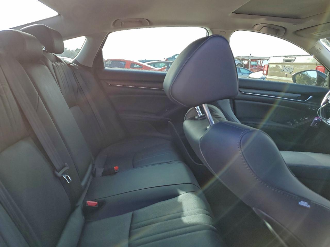 2020 HONDA ACCORD TOURING photo 10