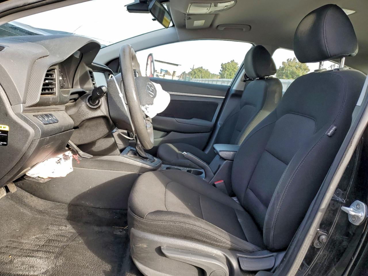 2019 HYUNDAI ELANTRA SEL photo 7