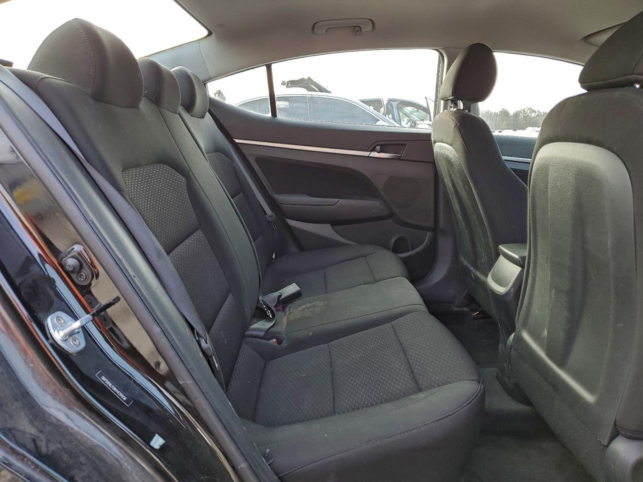 2019 HYUNDAI ELANTRA SEL photo 10