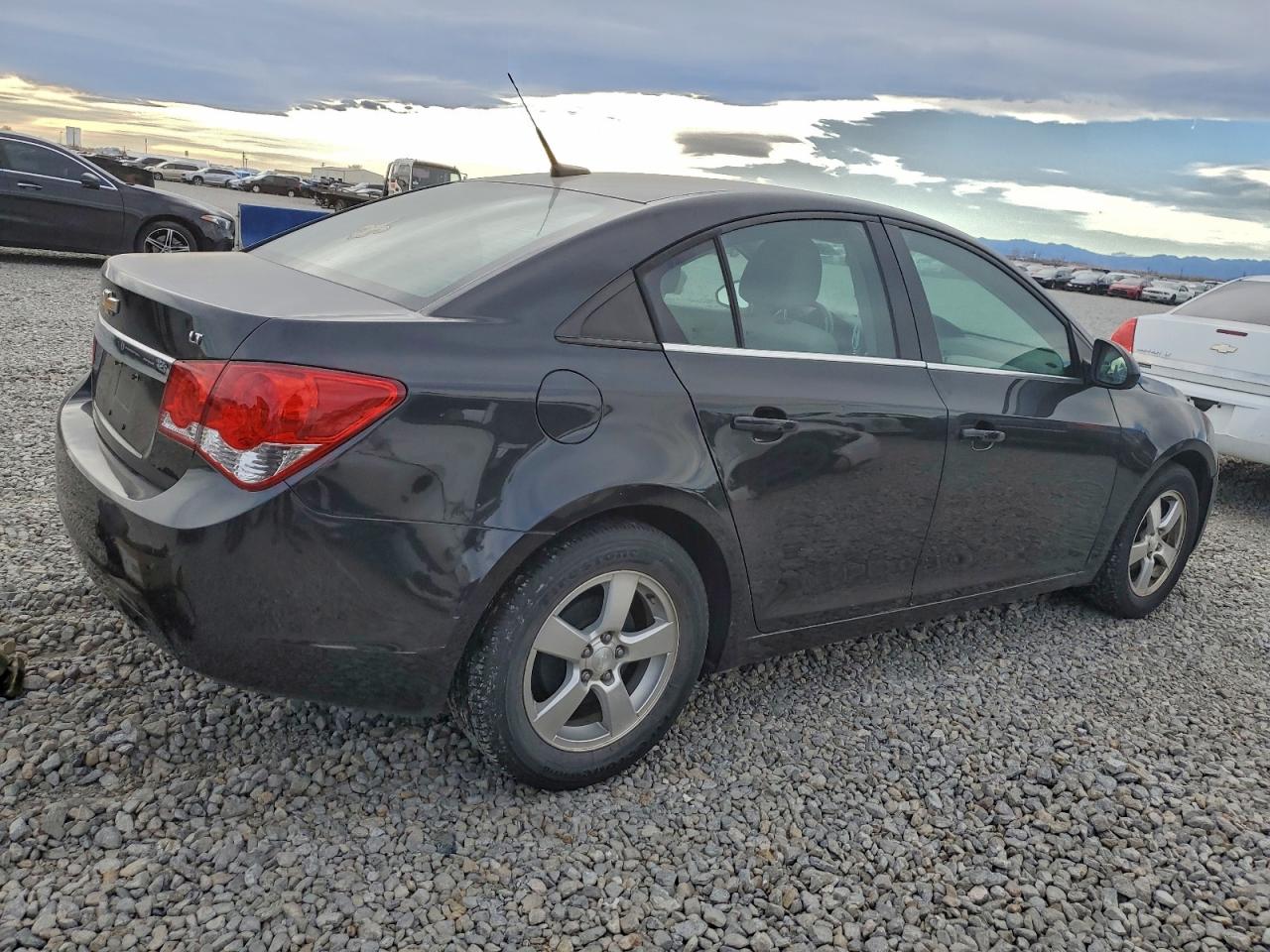 2013 CHEVROLET CRUZE LT photo 3