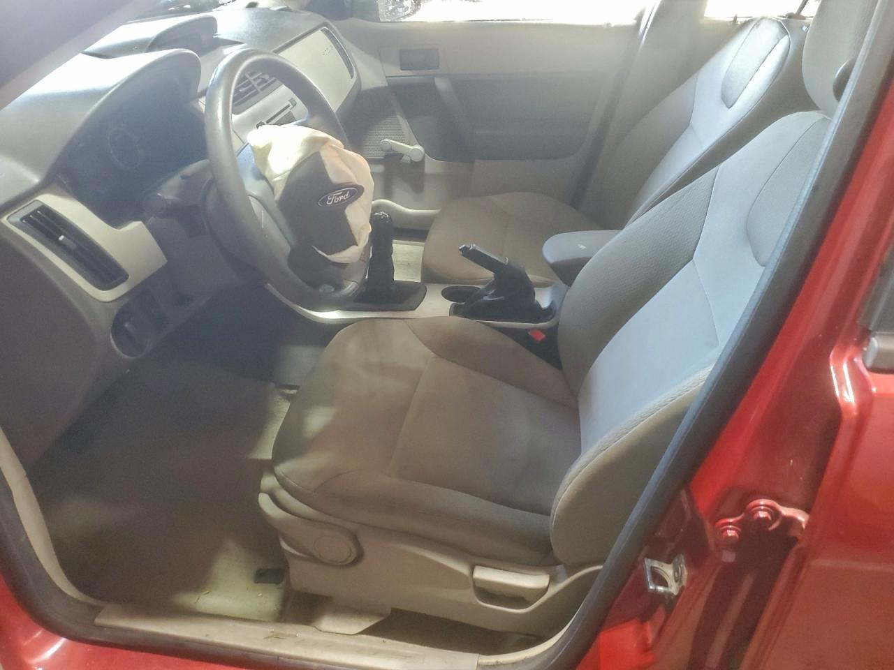 2009 FORD FOCUS S photo 7