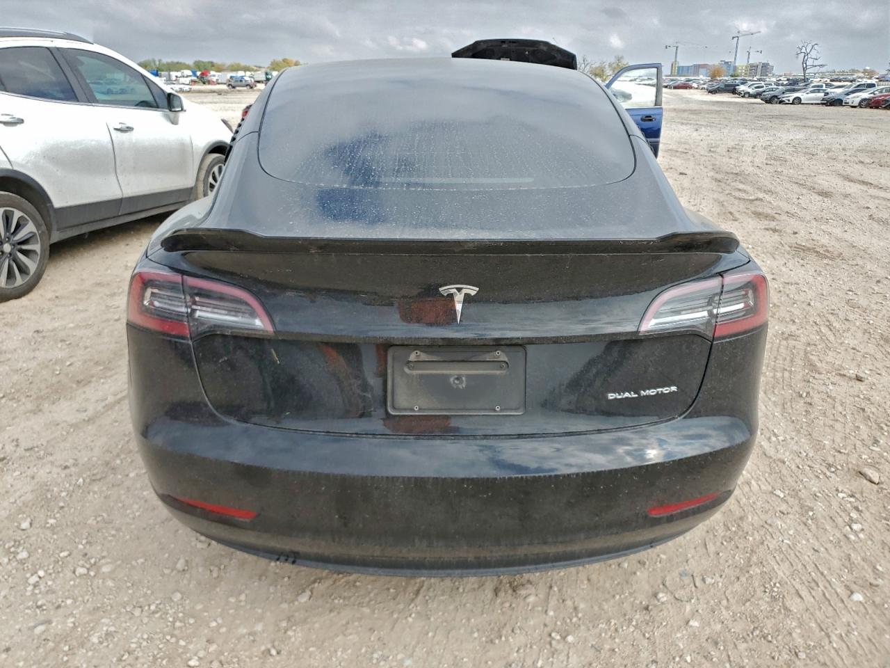 2023 TESLA MODEL 3 photo 6