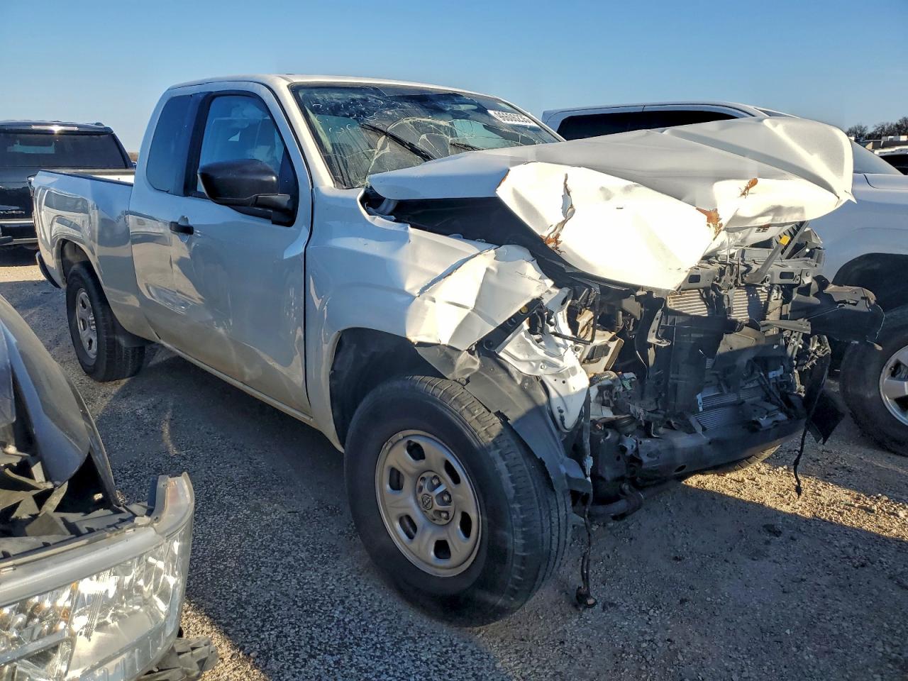 2024 NISSAN FRONTIER S photo 4