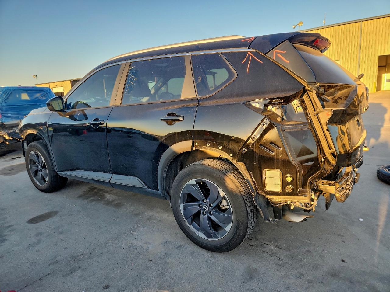 2025 NISSAN ROGUE SV photo 2