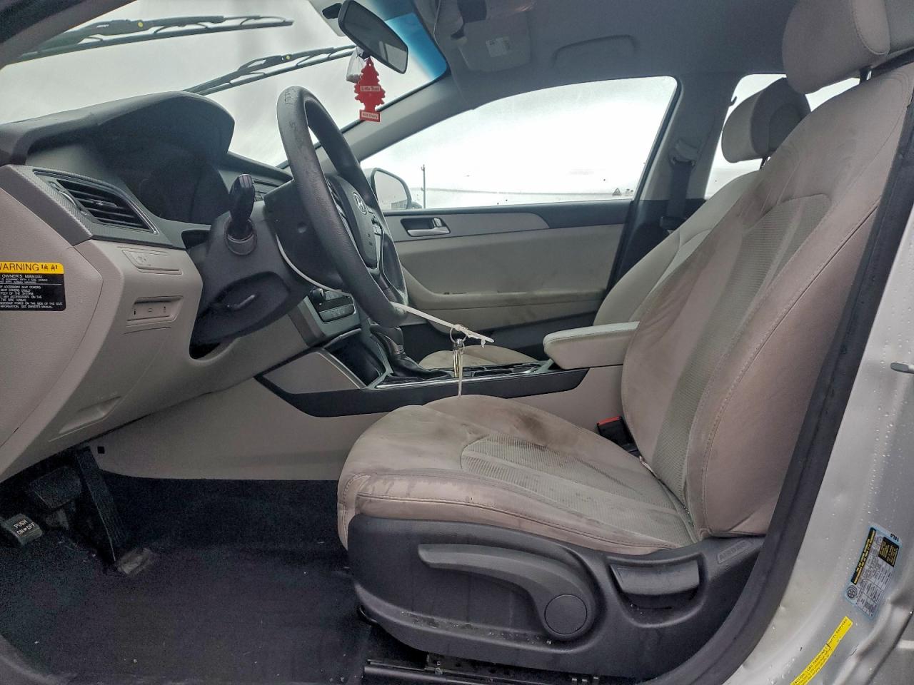 2015 HYUNDAI SONATA SE photo 7
