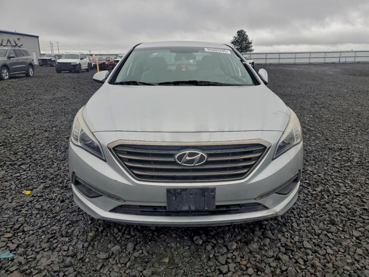 2015 HYUNDAI SONATA SE photo 5