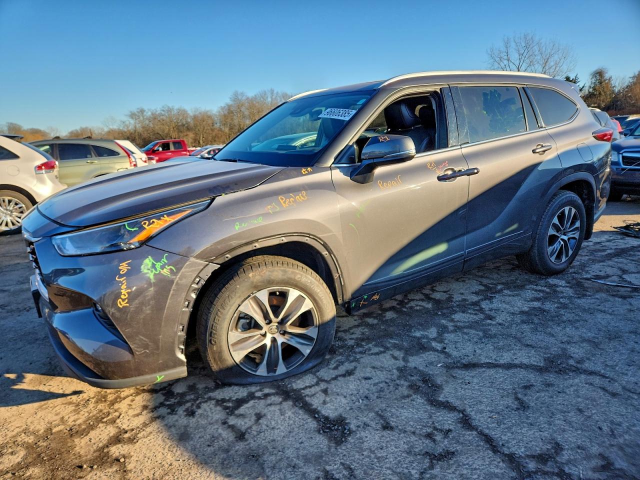 2022 TOYOTA HIGHLANDER