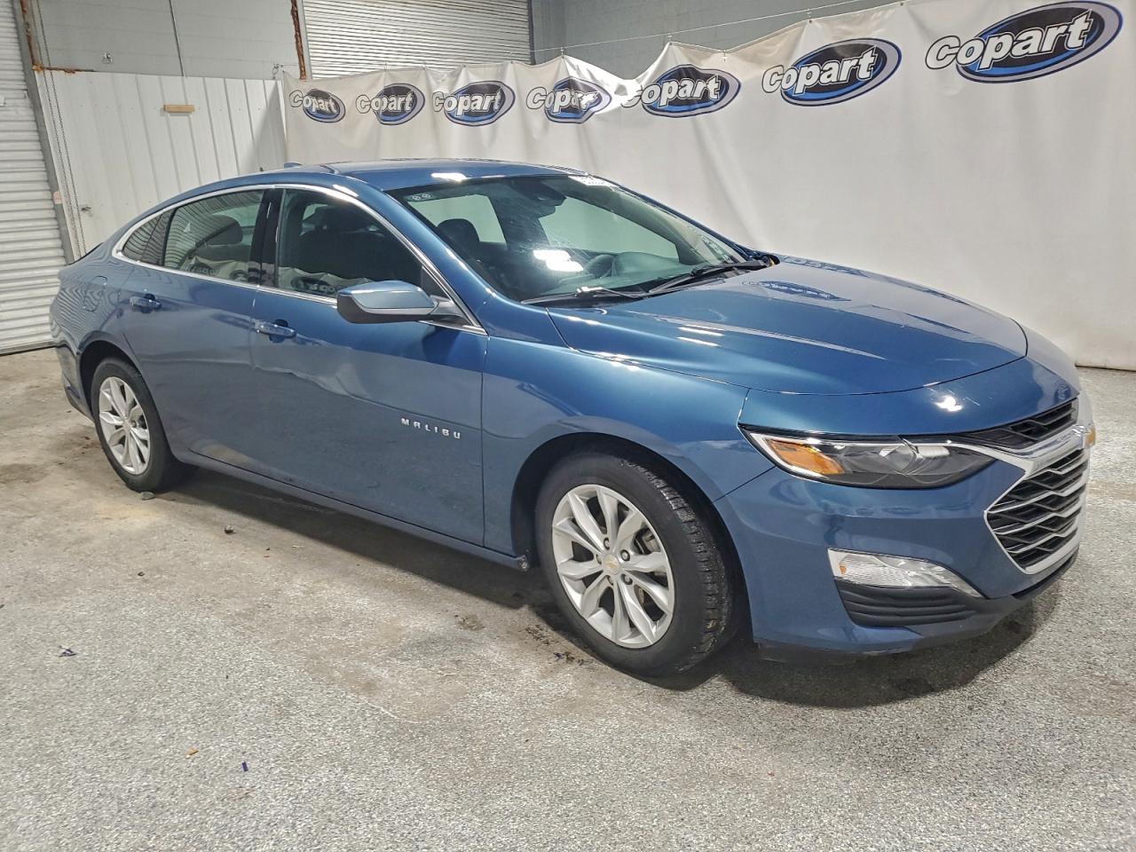 2024 CHEVROLET MALIBU LT photo 4