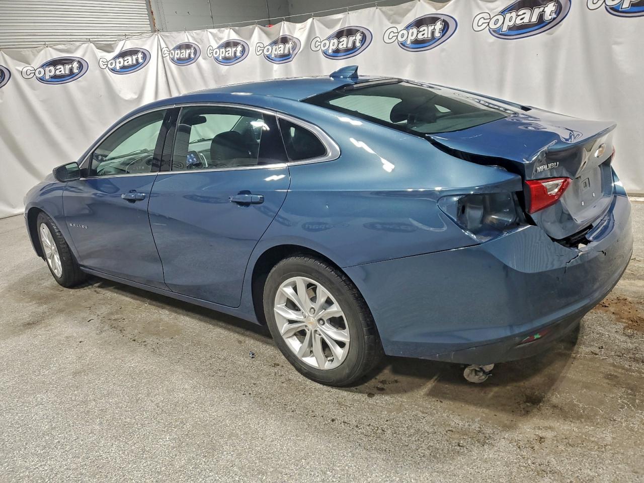 2024 CHEVROLET MALIBU LT photo 2