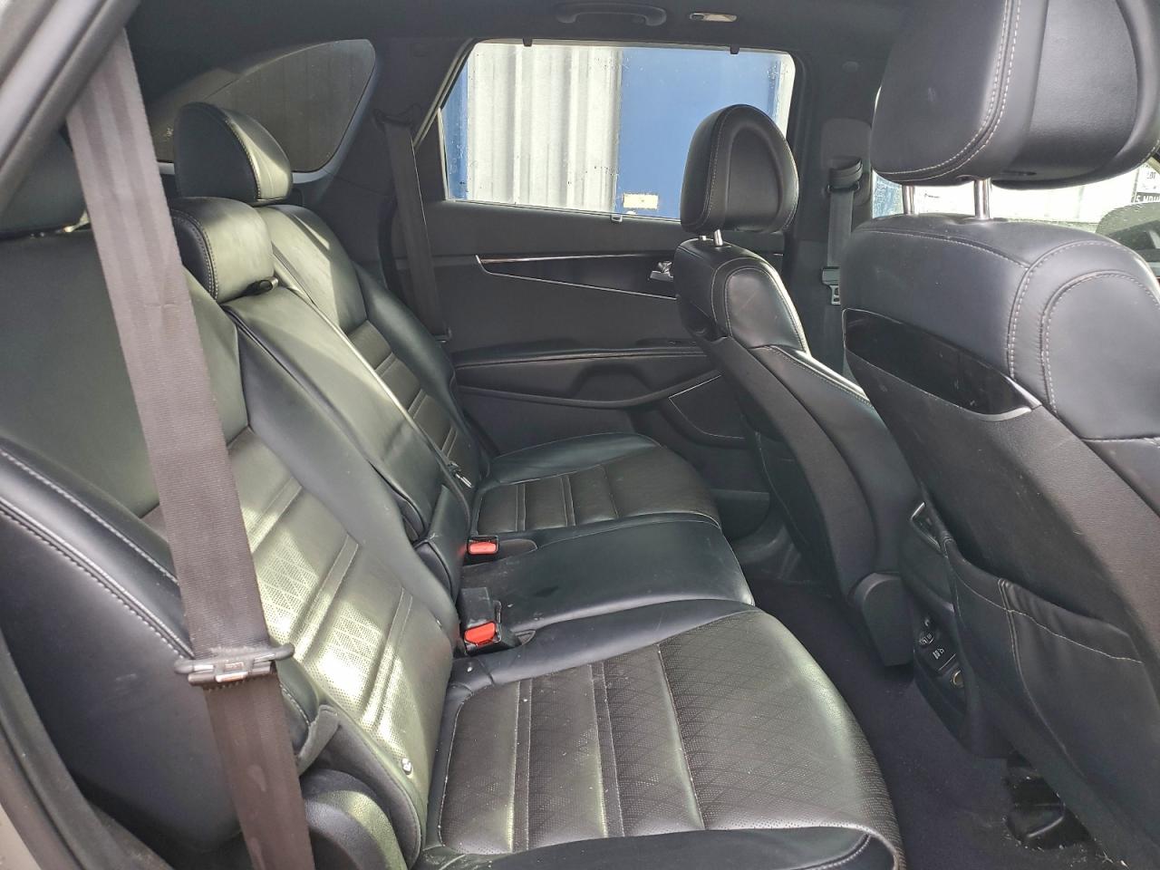 2016 KIA SORENTO SX photo 11
