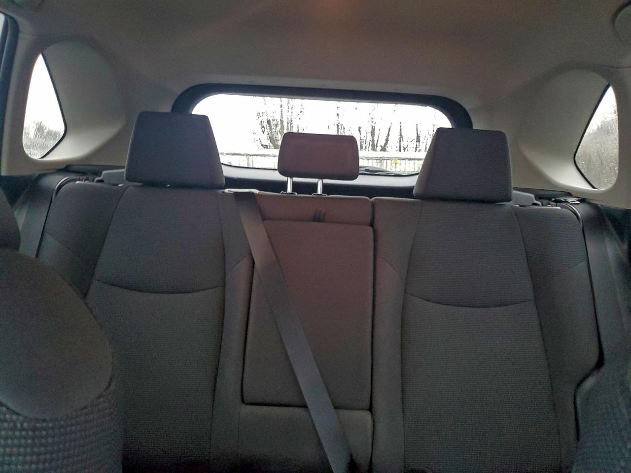 2019 TOYOTA RAV4 LE photo 10