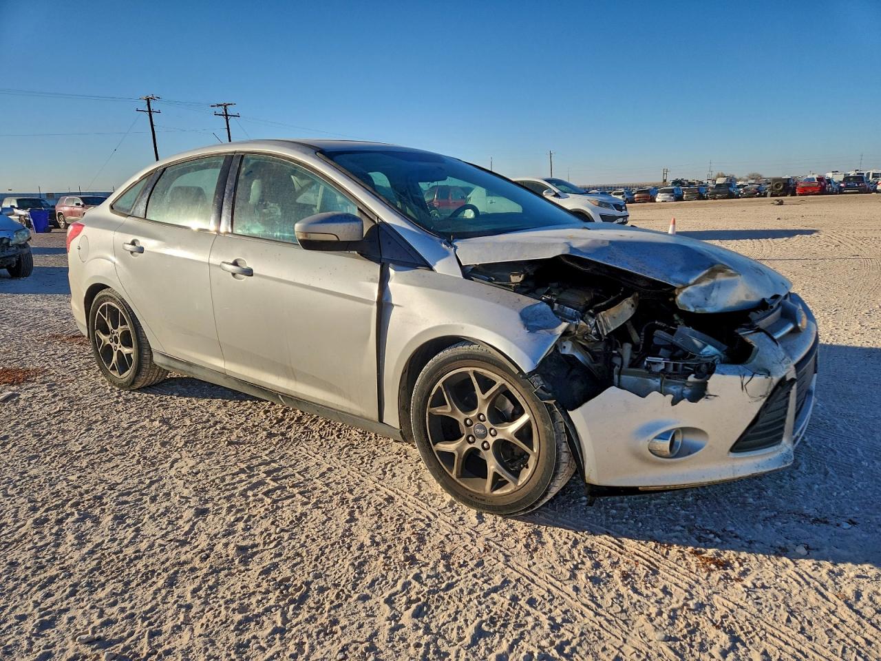2014 FORD FOCUS SE photo 4