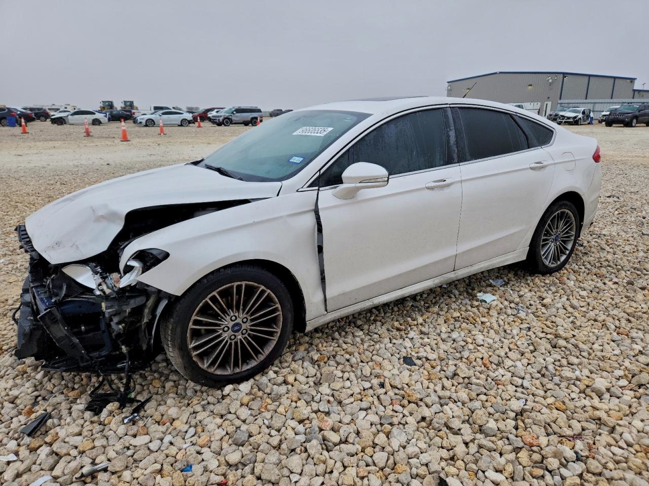 2013 FORD FUSION SE — FRONT END damage — photo 1