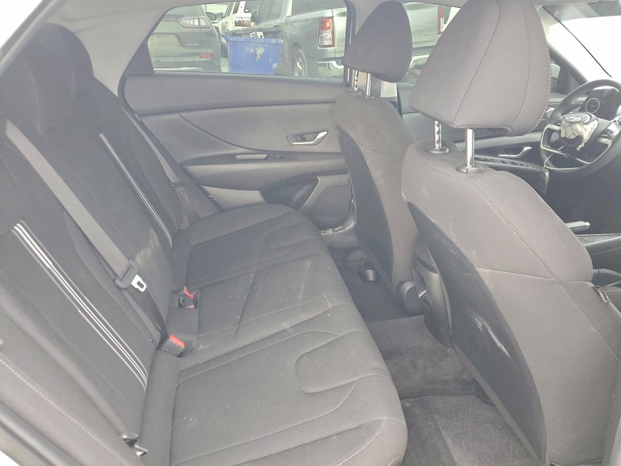 2024 HYUNDAI ELANTRA SEL photo 10