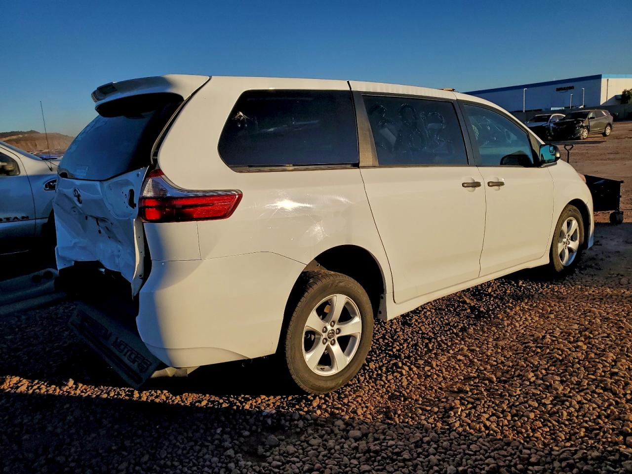 2020 TOYOTA SIENNA L photo 3
