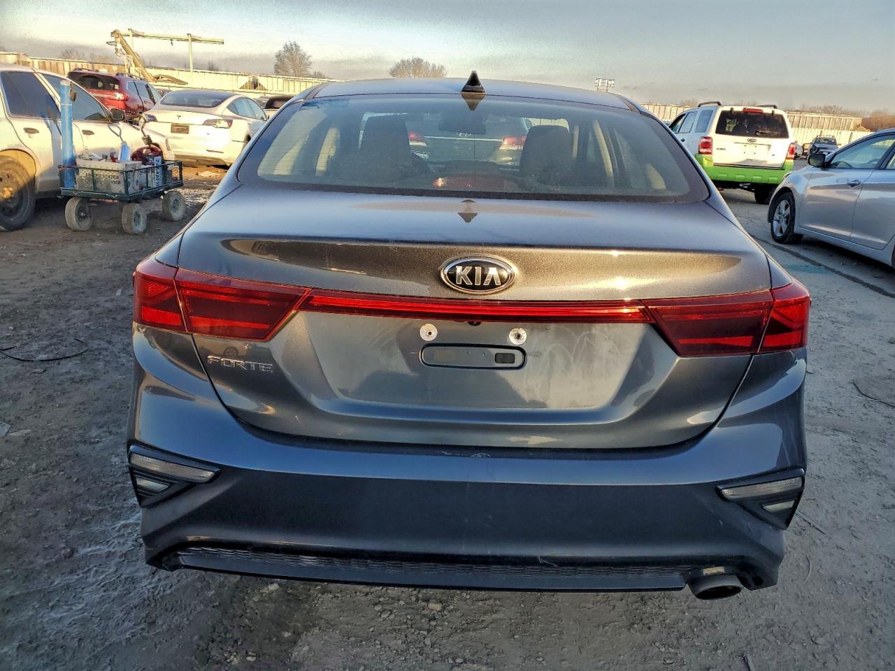 2021 KIA FORTE FE photo 6