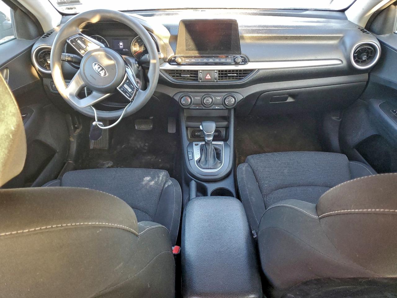 2021 KIA FORTE FE photo 8