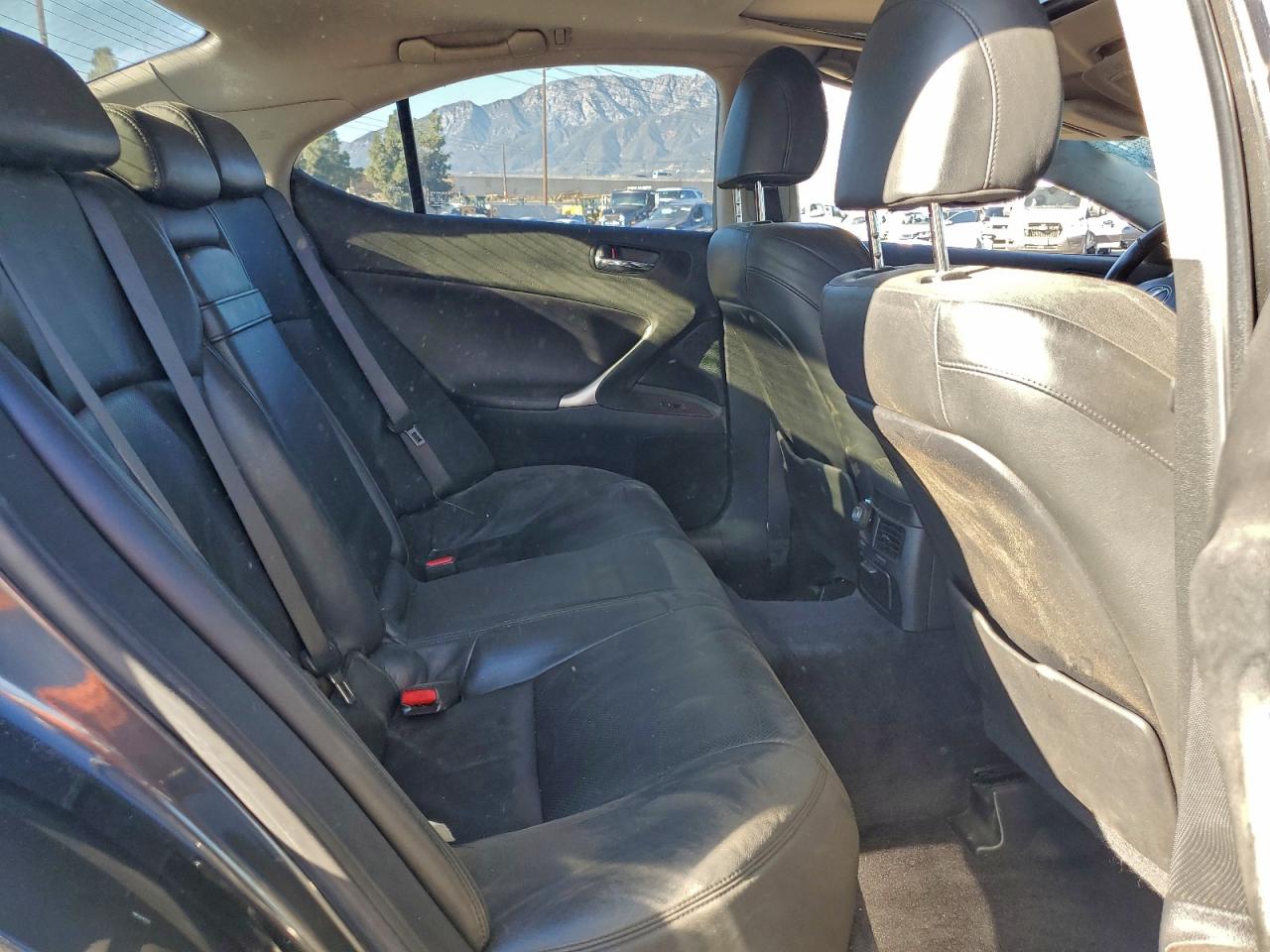 2006 LEXUS IS 350 photo 10