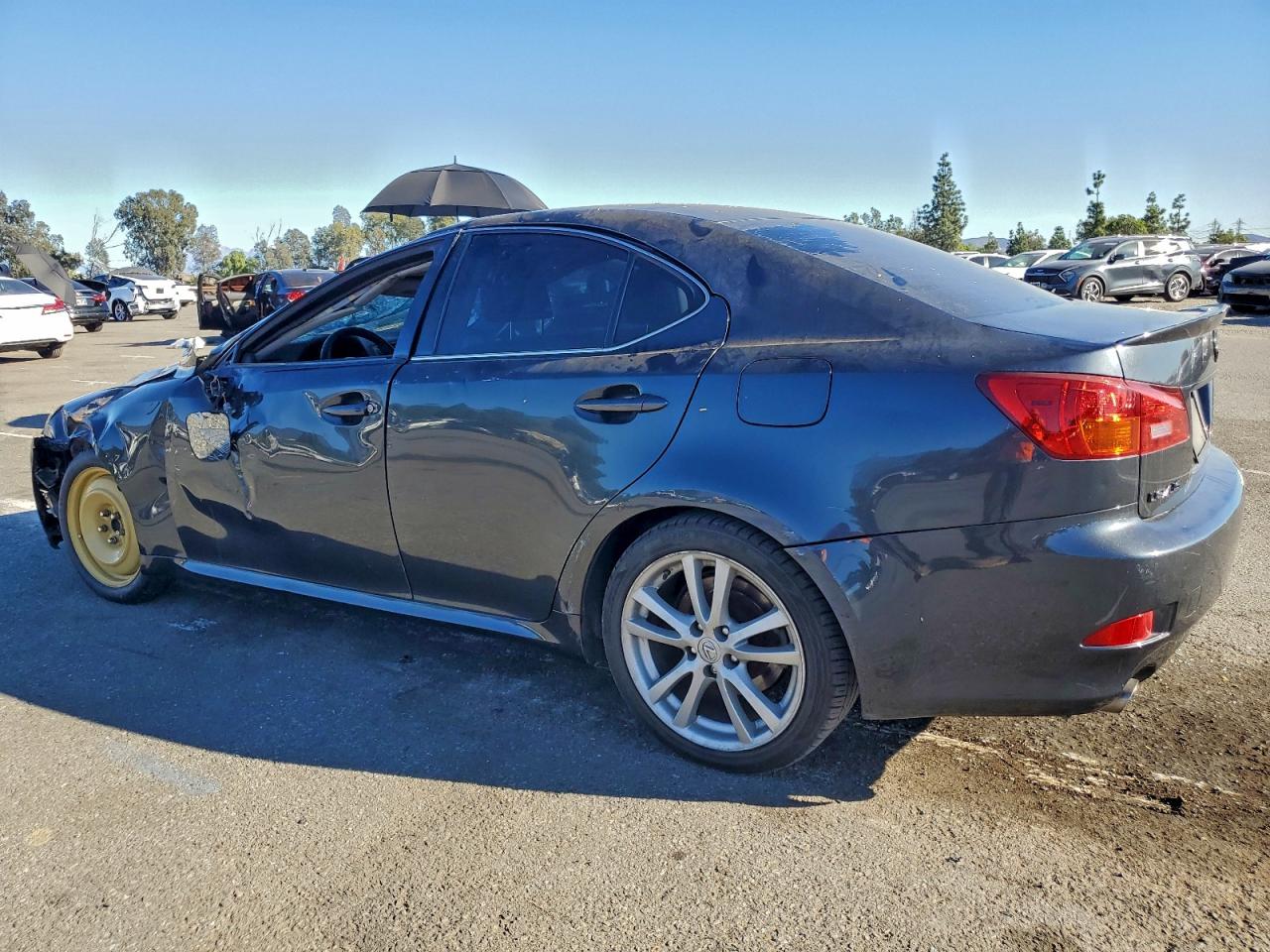 2006 LEXUS IS 350 photo 2