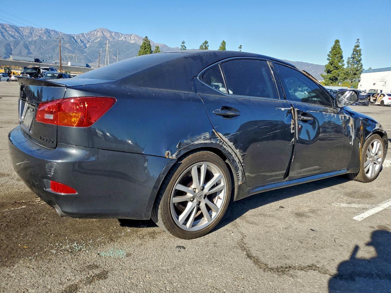 2006 LEXUS IS 350 photo 3