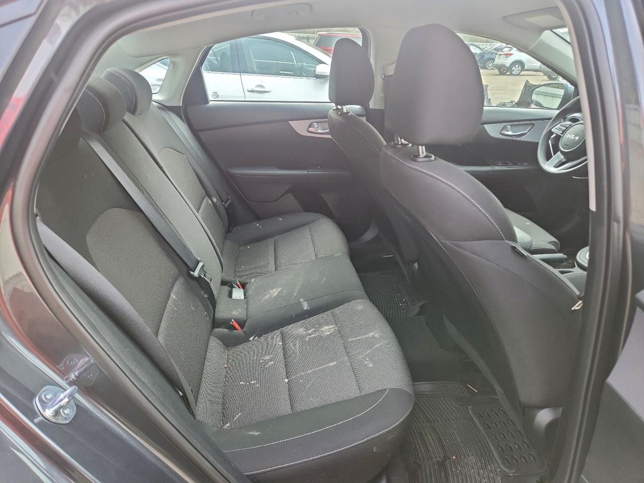 2024 KIA FORTE LX photo 10
