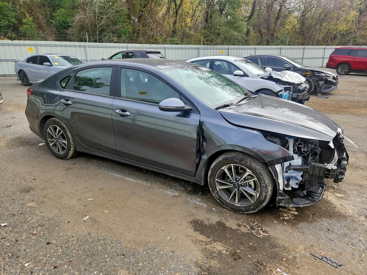 2024 KIA FORTE LX photo 4