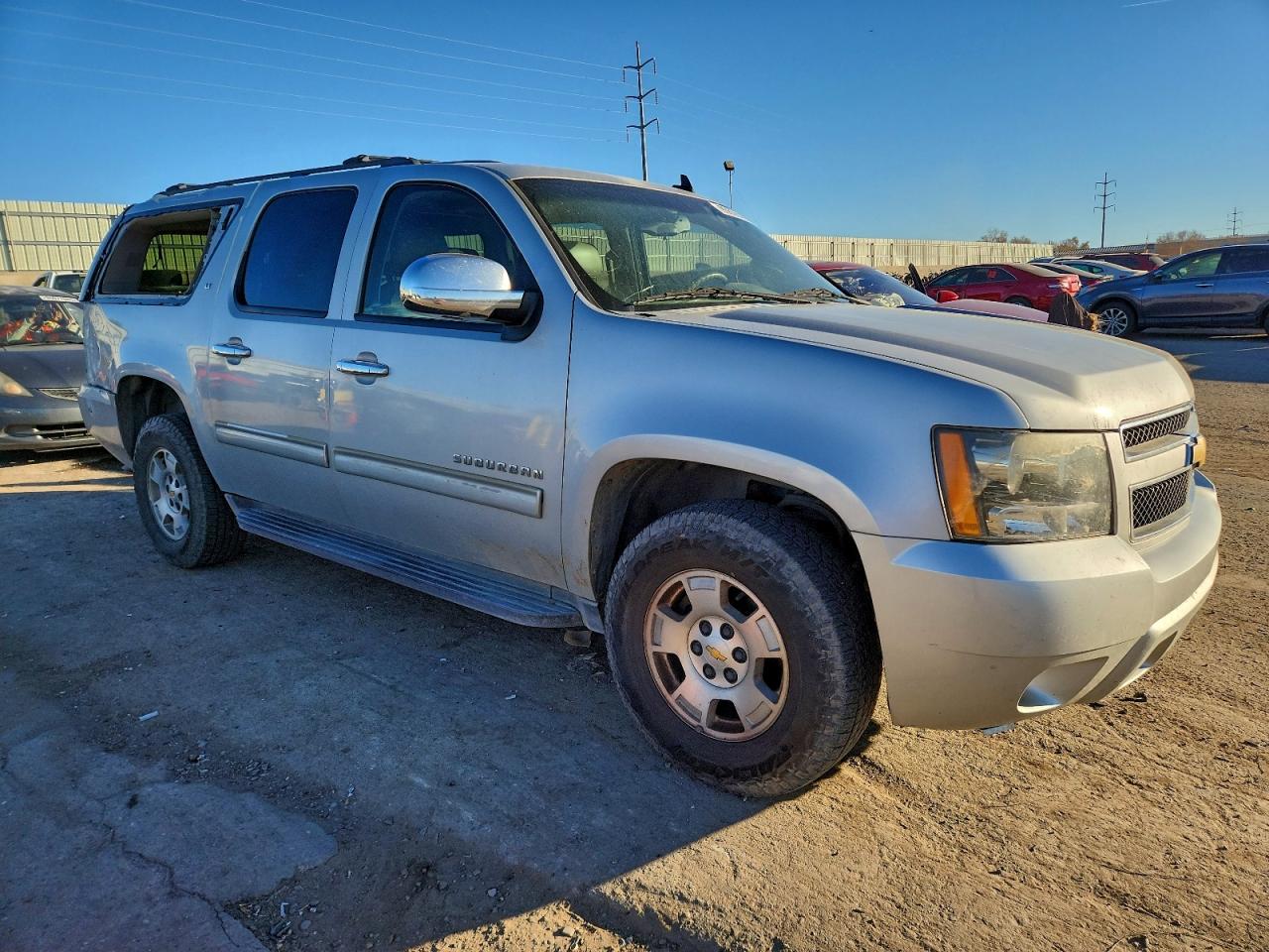 2010 CHEVROLET SUBURBAN K1500 LT photo 4