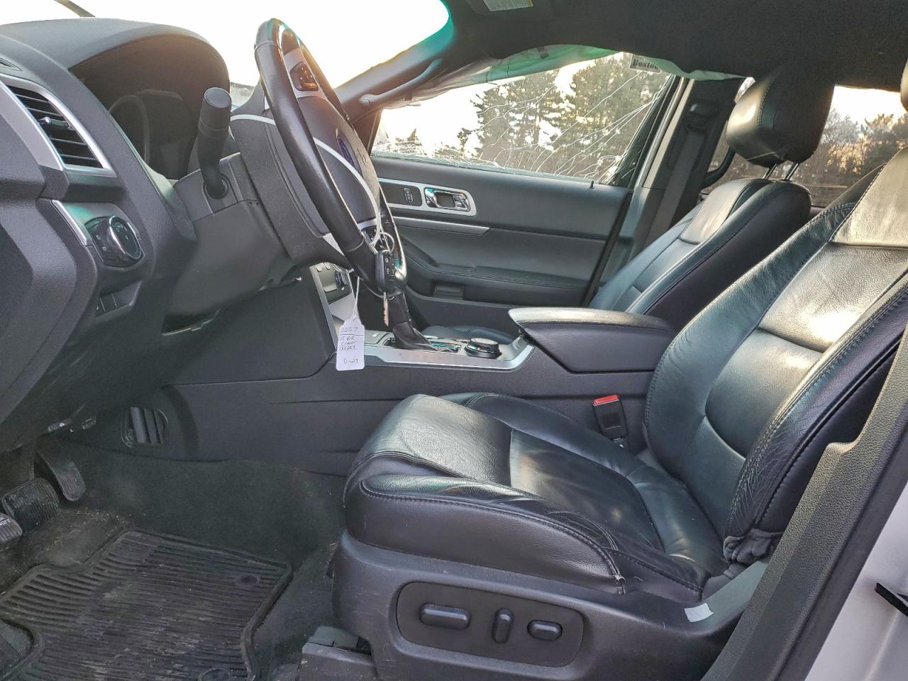 2013 FORD EXPLORER XLT photo 7