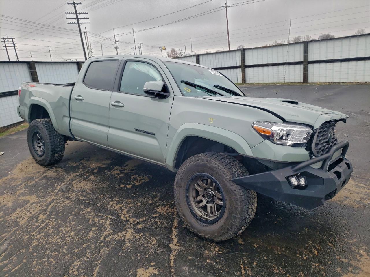 2022 TOYOTA TACOMA DOUBLE CAB photo 4