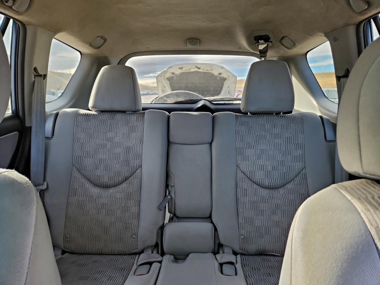 2012 TOYOTA RAV4 photo 10