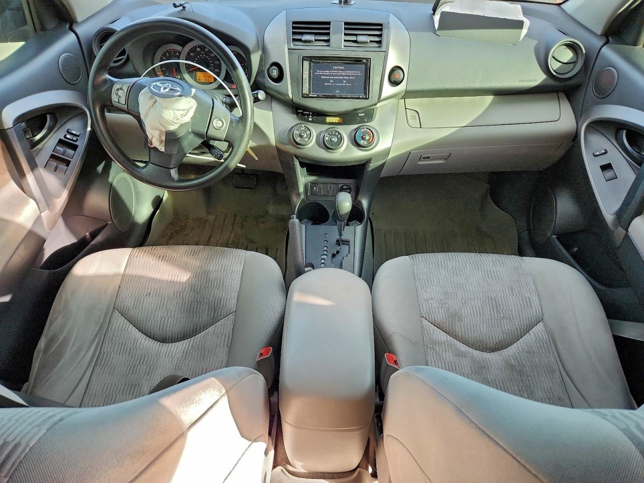 2012 TOYOTA RAV4 photo 8