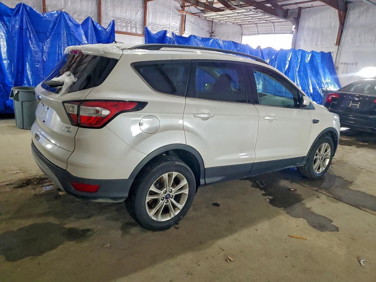 2018 FORD ESCAPE SE photo 3