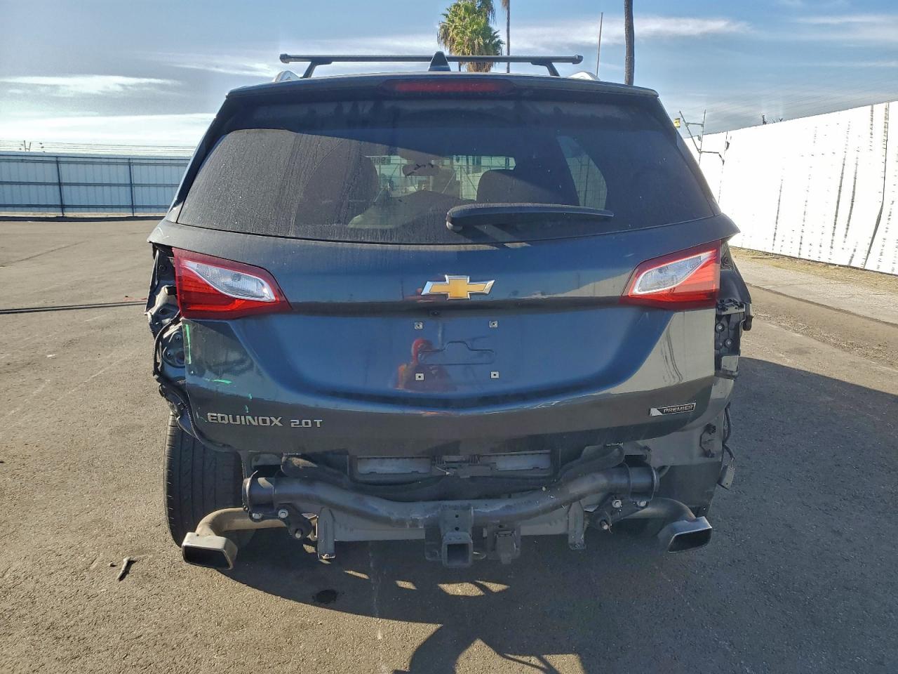 2018 CHEVROLET EQUINOX PREMIER photo 6