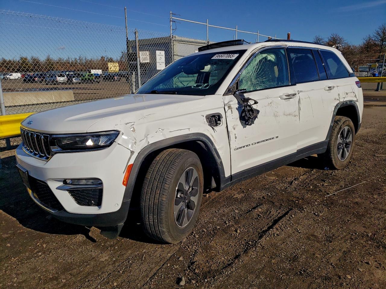 2023 JEEP GRAND CHEROKEE