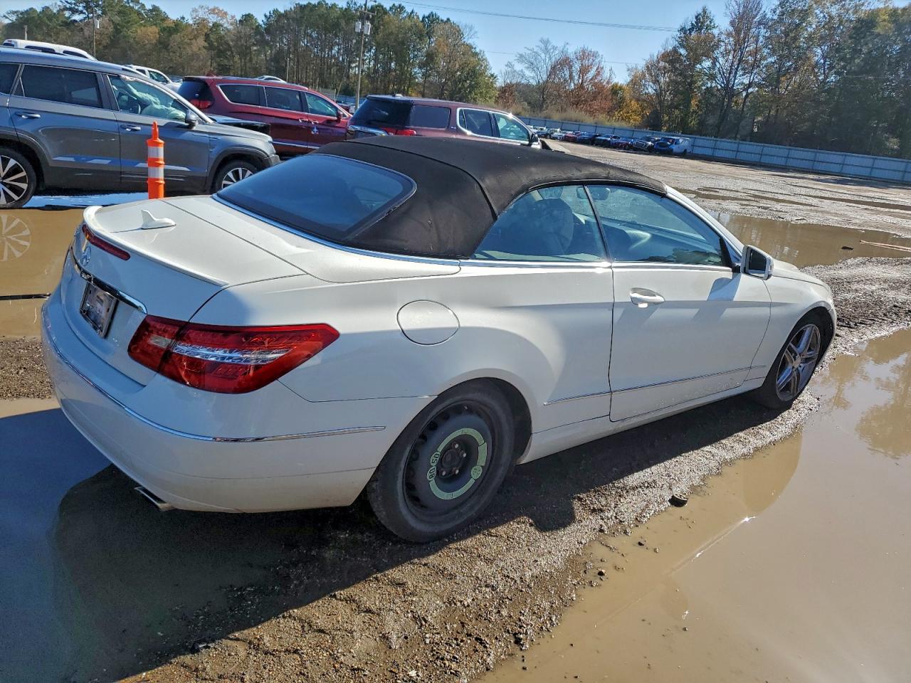 2011 MERCEDES-BENZ E 350 photo 3