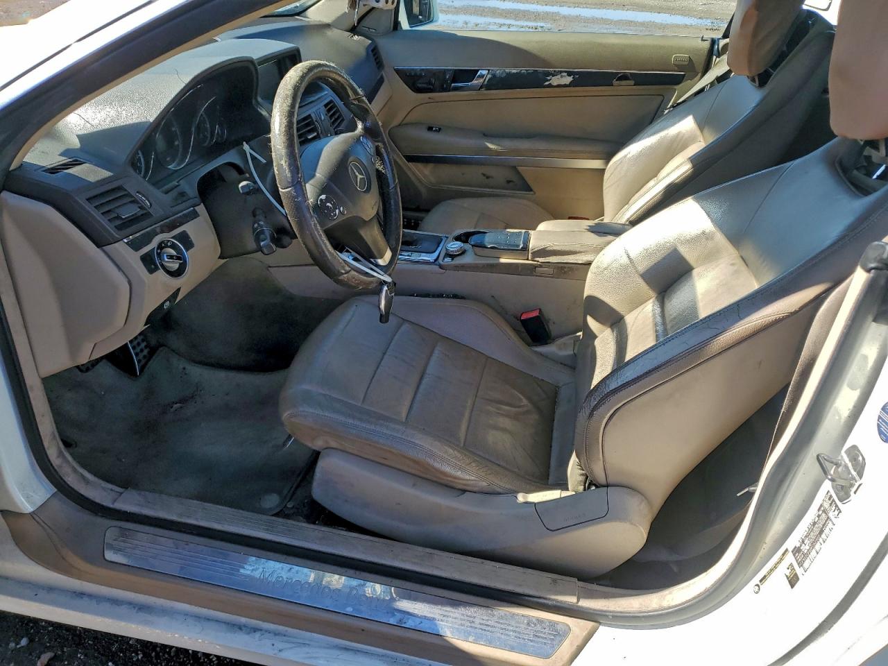 2011 MERCEDES-BENZ E 350 photo 7