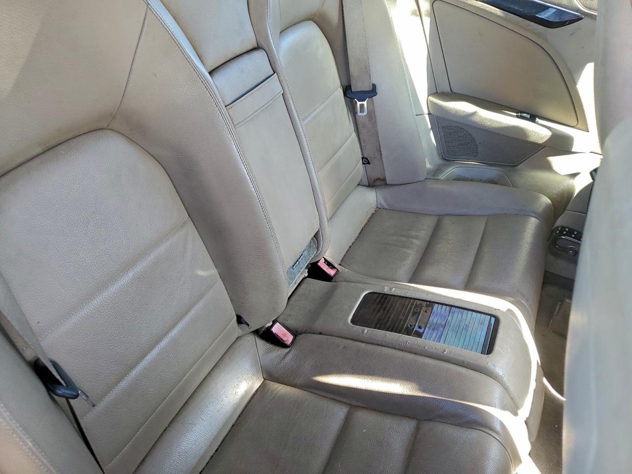 2011 MERCEDES-BENZ E 350 photo 10