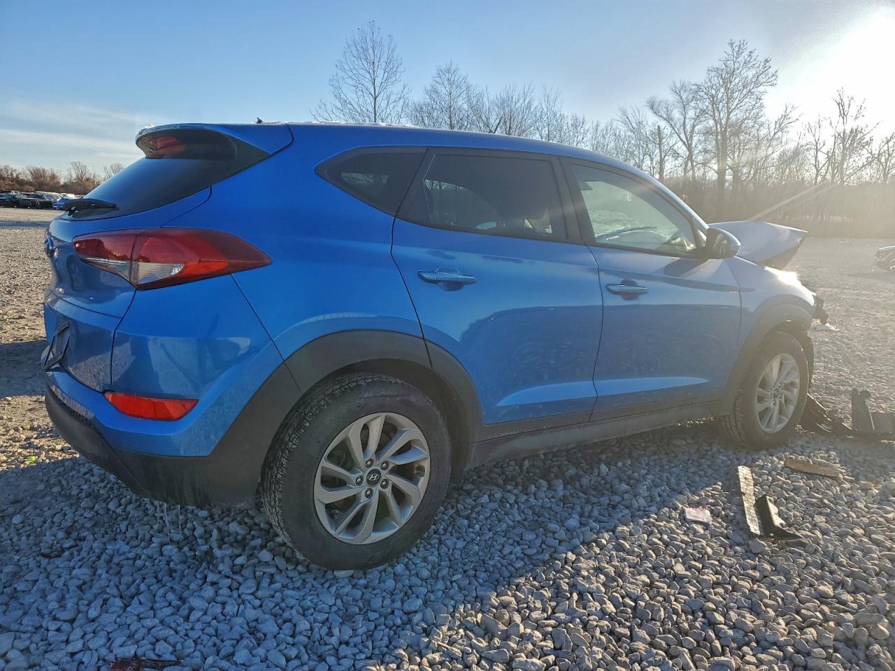 2016 HYUNDAI TUCSON SE photo 3