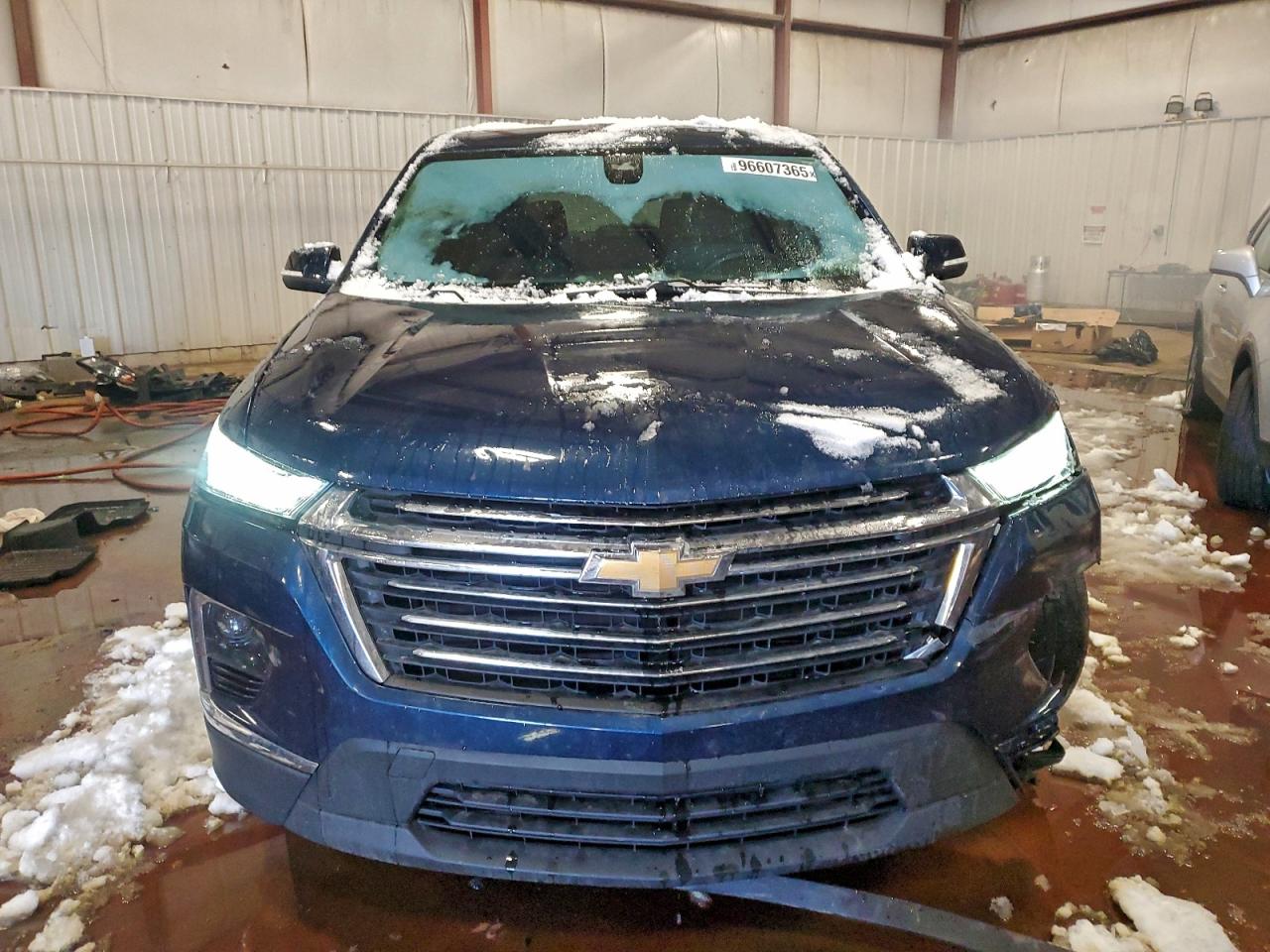2023 CHEVROLET TRAVERSE LT photo 5