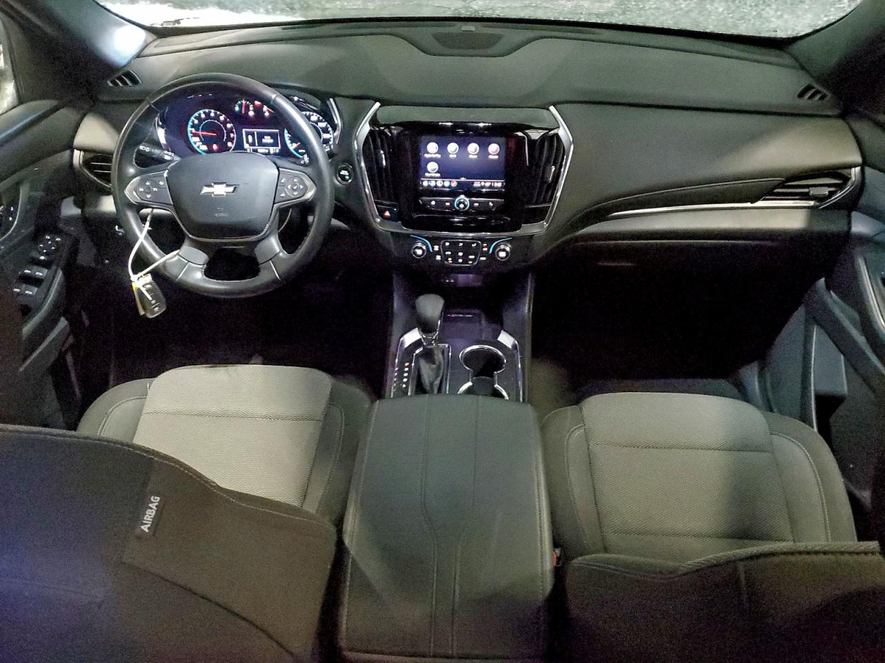 2023 CHEVROLET TRAVERSE LT photo 8