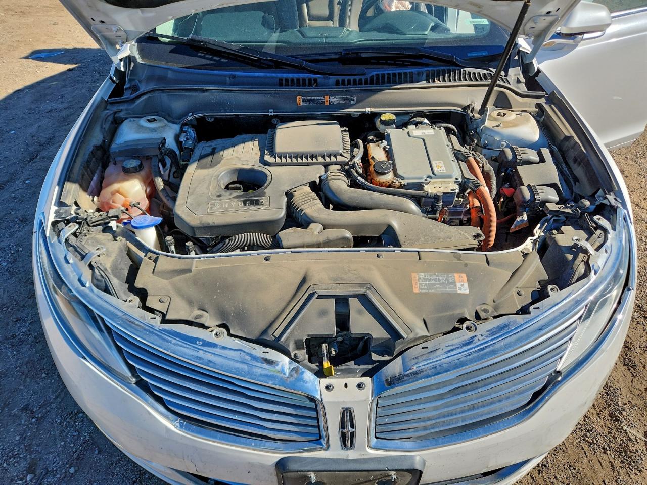 2016 LINCOLN MKZ HYBRID photo 11