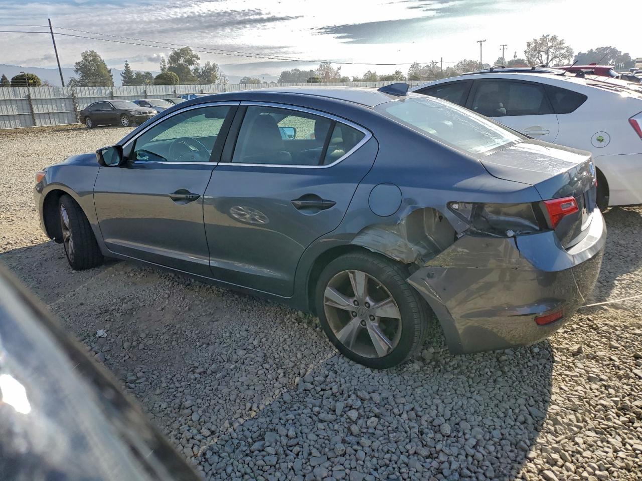 2014 ACURA ILX 20 TECH photo 2