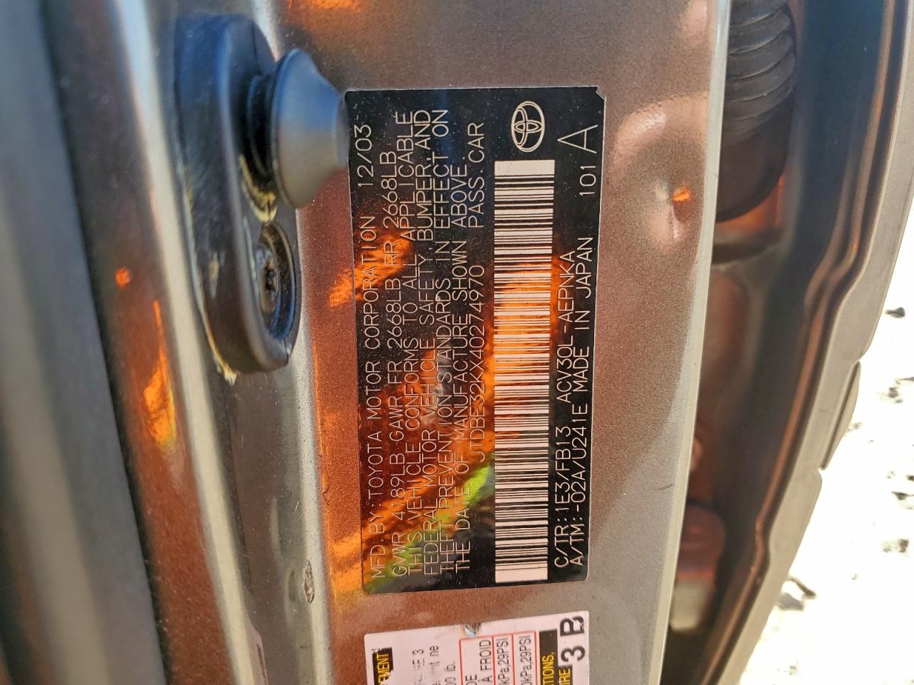 2004 TOYOTA CAMRY LE photo 12
