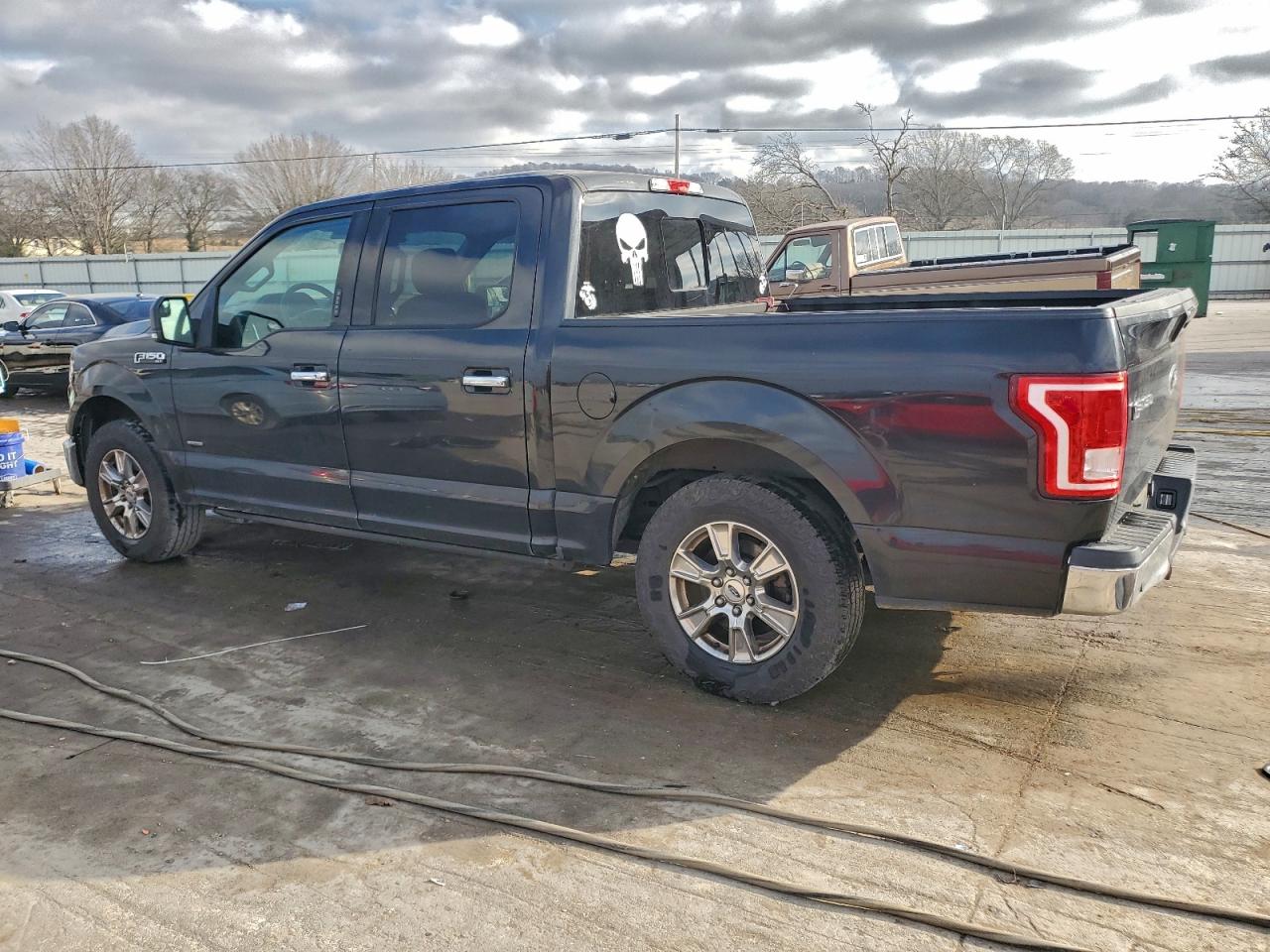 2015 FORD F150 SUPERCREW photo 2