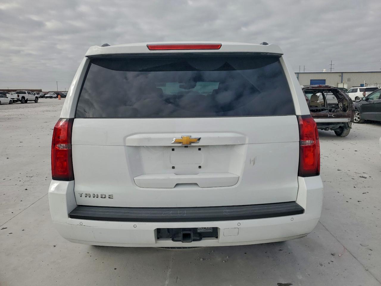2017 CHEVROLET TAHOE C1500 LT photo 6