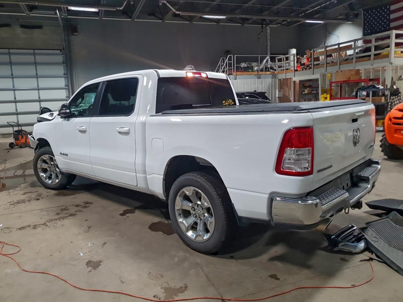 2021 RAM 1500 BIG HORN/LONE STAR photo 2